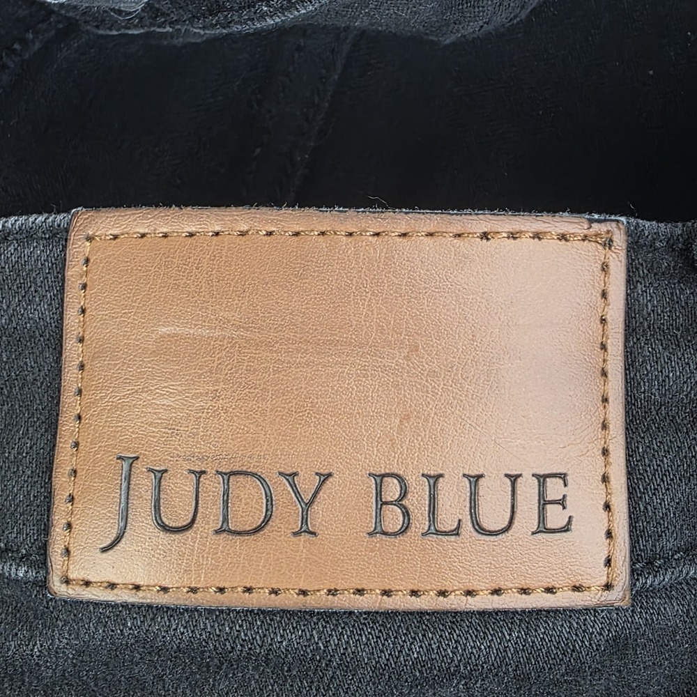 Judy Blue Jeans Womens Size 18W Flare Distressed High Rise Black Denim Pants - Picture 9 of 10
